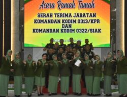 Penuh Makna, Danrem 031/WB Gelar Sertijab dan Tradisi Korps Dandim 0313/KPR dan Dandim 0322 /Siak