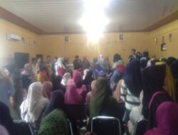 PEMDes Rancaiyuh : Pembagian Beras Bagi Keluarga Penerima Manfaat di Desa Rancaiyuh Tahun 2025