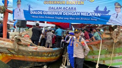 Polsek Kronjo : Gelar Pengamanan Terpadu Saat Gubernur Banten Sambangi TPI Kronjo