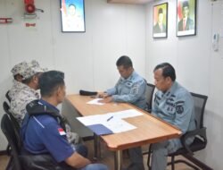 Bakamla RI : Jemput Empat Nelayan Indonesia di Perbatasan Laut Indonesia-Malaysia