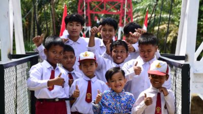 Senyum Bahagia Anak Desa Ringin–Belimbing, Dampak Hadirnya Jembatan Perintis Garuda