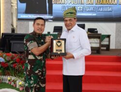 Menko Polkam Berikan Pengarahan kepada Prajurit Kodam XIX/Tuanku Tambusai