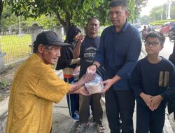 Ramadhan Penuh Cinta, Danrem 031/WB Brigjen TNI Dr Agustatius Sitepu, S.Sos.,M.Si.,M.Han Berbagi Suka Cita Lewat Takjil