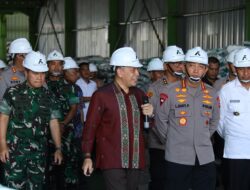 Kodam XIX Tuanku Tambusai Dukung Produktivitas Pertanian, Pangdam Ikuti Penyaluran Bantuan Pupuk oleh Kapolri di Kampar