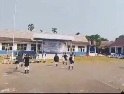 Penampilan Demo : Ekstrakurikuler Paskibra dan Pencarian Bakat di SMP.Negeri 03 Balaraja Semangat Teteh Putri