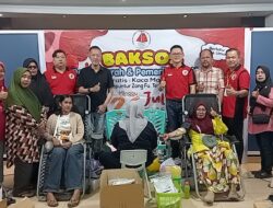 Ratusan Warga Serbu Baksos Kesehatan IKTS Pekanbaru, 176 Kantong Darah Berhasil Dikumpulkan