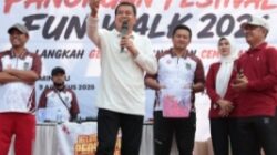 Bupati Tangerang : Lepas Peserta Fun Walk Semarak HUT RI di Panongan